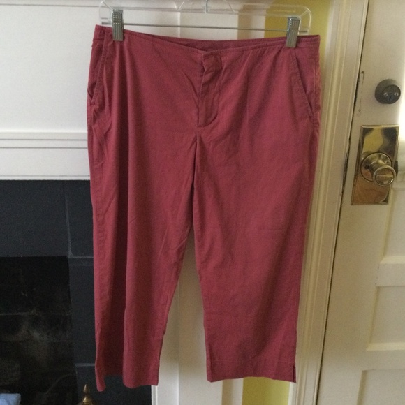 American Eagle Outfitters Pants - Vintage Y2K American Eagle Red Capri Pants - Sz 4